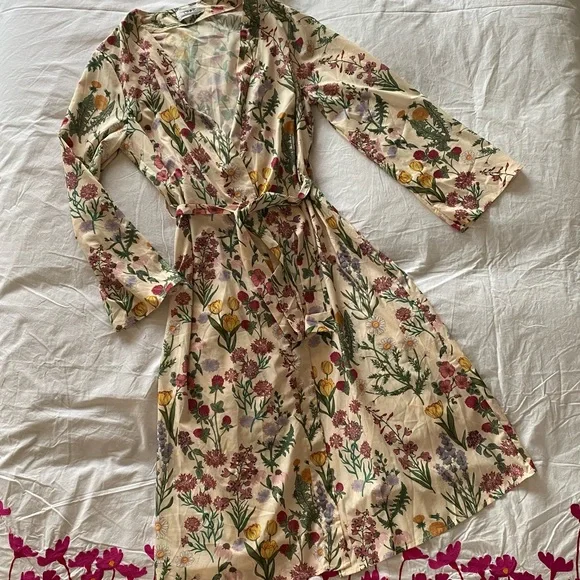 Cider Floral Robe and Pants Set - Picture 6 of 15